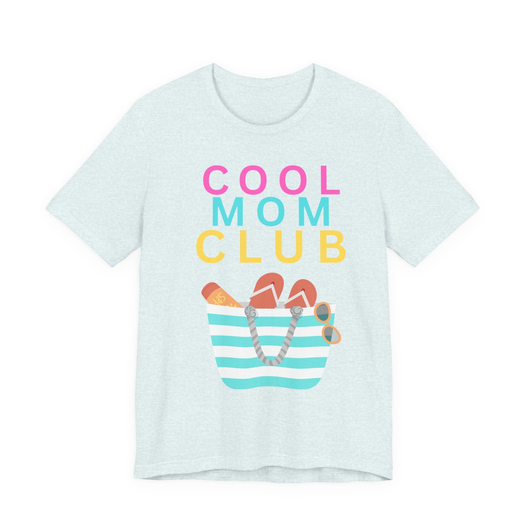 Cool Mom Club Beach Tee — Beach Bag Graphic T-Shirt